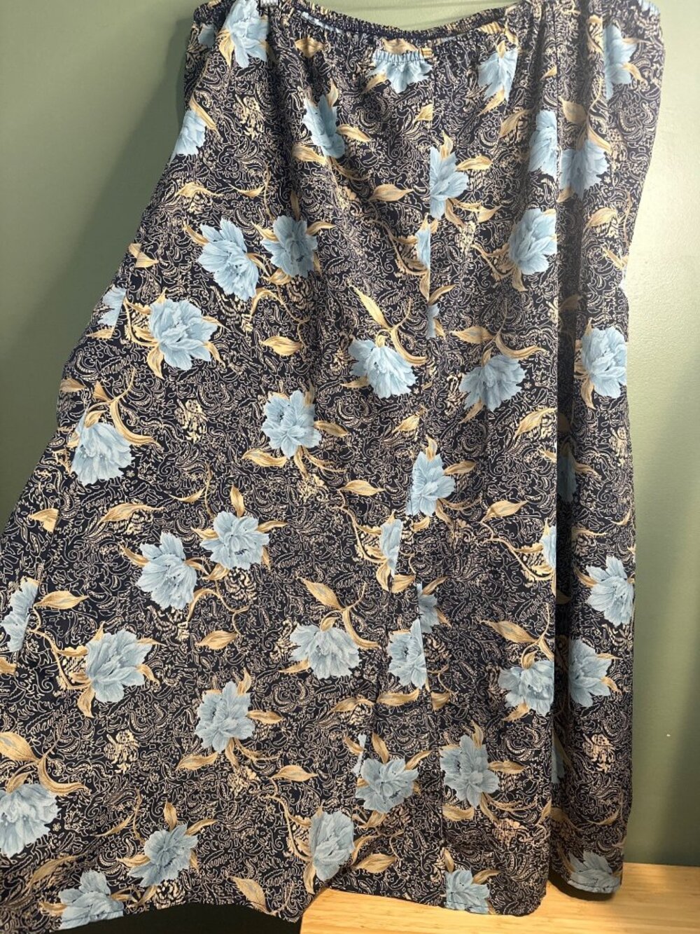 Kathy Lee 26W Blue Floral Paisley Maxi Skirt Elastic Waist Plus Size Boho